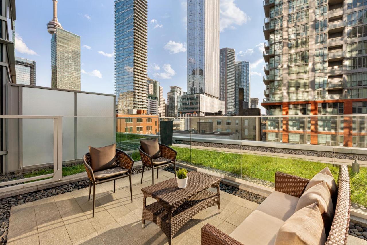 Shangri-La Toronto Exterior photo