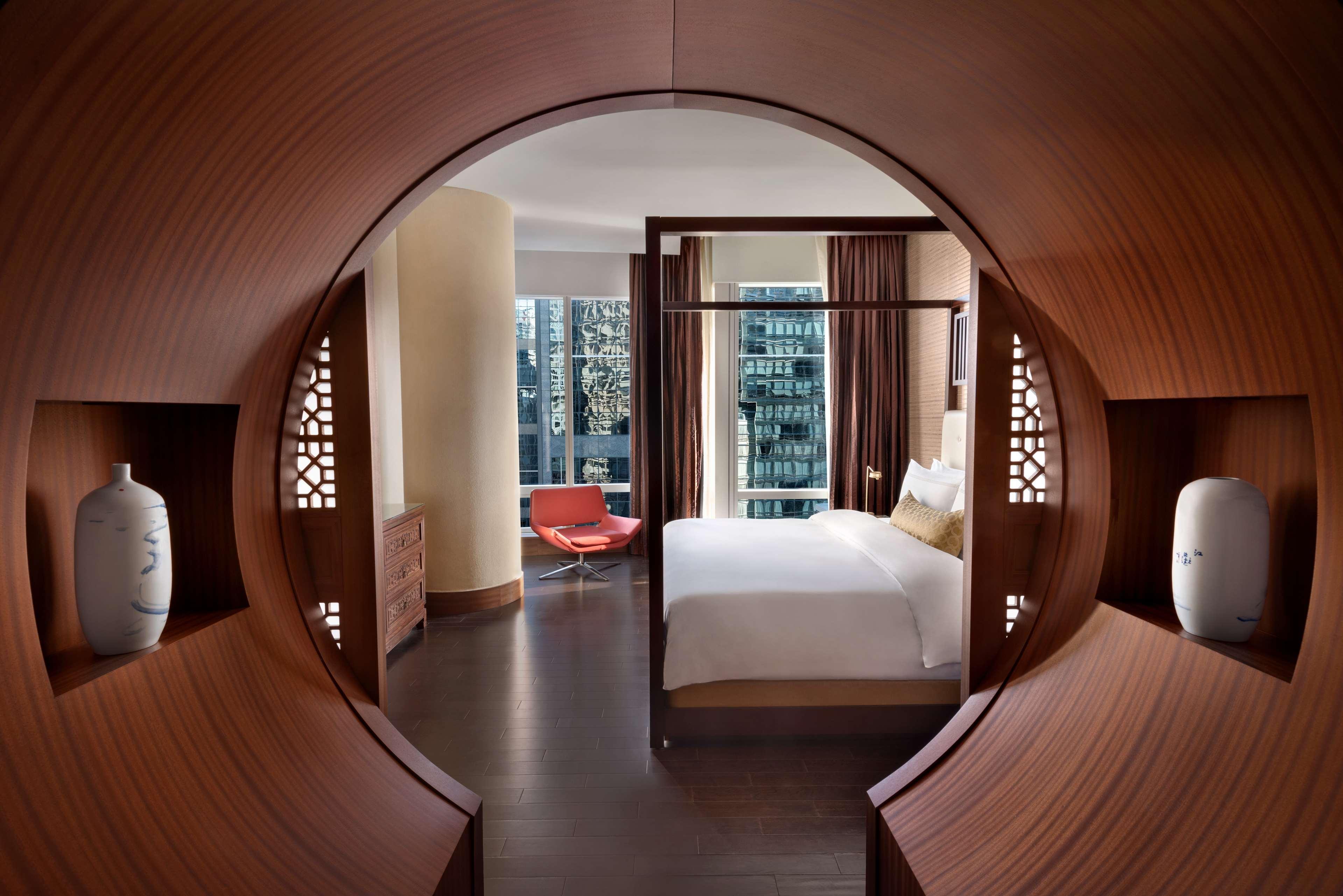 Shangri-La Toronto Exterior photo